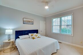 Grand Lakefront Home in Hartwell w/ Game Room!