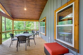 Blue Ridge Mountainside Cottage w/ Fire Pit!