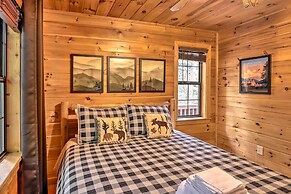 Cozy Cherry Log Cabin ~ 10 Mi to Mercier Orchards