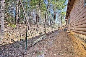 Cozy Cherry Log Cabin ~ 10 Mi to Mercier Orchards