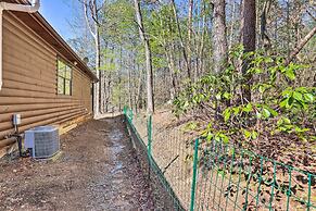 Cozy Cherry Log Cabin ~ 10 Mi to Mercier Orchards