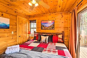 Cozy Cherry Log Cabin ~ 10 Mi to Mercier Orchards