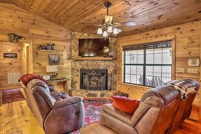 Cozy Cherry Log Cabin ~ 10 Mi to Mercier Orchards