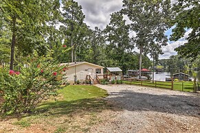Lakeside Living: Sparta Retreat w/ Game Room!