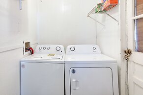 Historic Lawrenceville Home: 32 Mi to Atlanta!