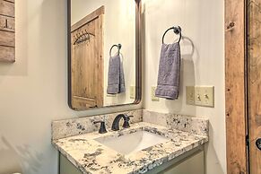 Riverside Mtn Retreat w/ Hot Tub & Game Room!