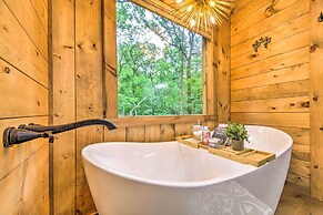 Riverside Mtn Retreat w/ Hot Tub & Game Room!