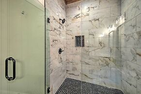 Riverside Mtn Retreat w/ Hot Tub & Game Room!