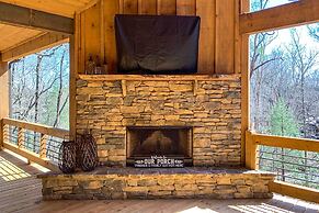 Riverside Mtn Retreat w/ Hot Tub & Game Room!