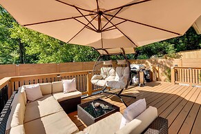 Luxury Smart Home: 2 Miles to Downtown Atlanta!