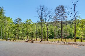 Charming Helen Vacation Rental 2 Mi to Village!