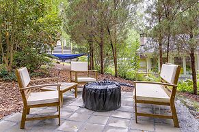 Near Hospitals: Convenient Atlanta Vacation Rental