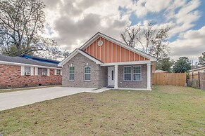 Family Home Near Downtown & Convention Center!