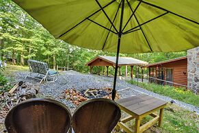 Cozy Hiawassee Cabin - 4 Mi to Lake Chatuge!