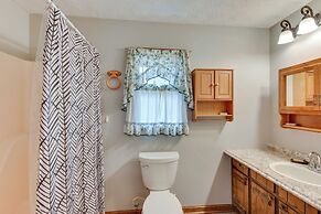 Cozy Hiawassee Cabin - 4 Mi to Lake Chatuge!