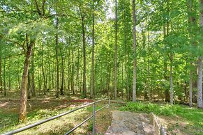 Cozy Hiawassee Cabin - 4 Mi to Lake Chatuge!