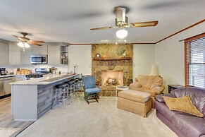 Cozy Hiawassee Cabin - 4 Mi to Lake Chatuge!