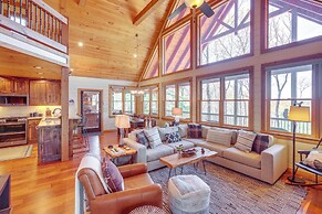 Luxury Mineral Bluff Cabin With Deck & Hot Tub!
