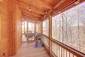 Luxury Mineral Bluff Cabin With Deck & Hot Tub!