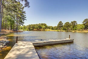 Lakefront Oconee Vacation Rental w/ Patio & Views!