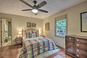 Cozy Clayton Cabin w/ Deck & Mountain Views!