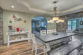 Fish, Kayak & More: Lakefront Georgia Home
