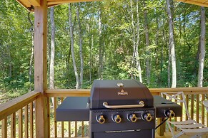 Lakeside Cabin w/ Kayaks: Near Cloudland Canyon!