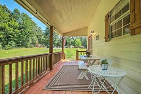 Stylish Fort Payne Retreat: Hike & Rock Climb