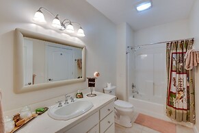 Blairsville Mansion w/ Hot Tub, Casino + Games!