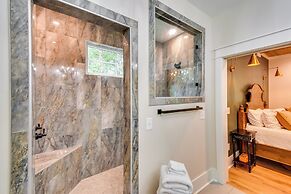 Luxurious Clarkesville Cabin w/ Decks & Fire Pit