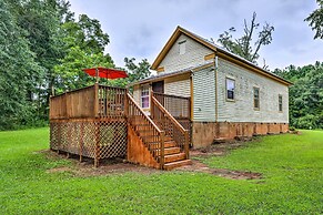 Wooded Georgia Retreat on 6 Acres w/ Fire Pit