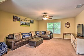 Home w/ Deck ~ 7 Mi to Downtown Dahlonega!