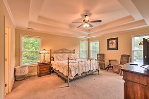 Home w/ Deck ~ 7 Mi to Downtown Dahlonega!