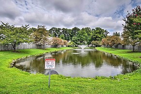 Hampton Home w/ Fireplace + Close to Beaches!