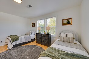 Modern Milledgeville Getaway: Walk to Downtown!