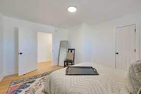 Modern Milledgeville Getaway: Walk to Downtown!