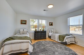 Modern Milledgeville Getaway: Walk to Downtown!