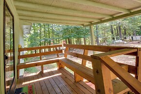Peaceful Lake Hartwell Hideaway w/ Boat Dock!