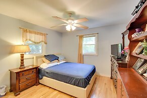 Peaceful Lake Hartwell Hideaway w/ Boat Dock!