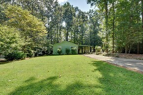 Peaceful Lake Hartwell Hideaway w/ Boat Dock!