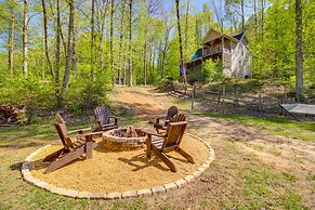 Peaceful Ellijay Home w/ Deck - Hike & Fish!