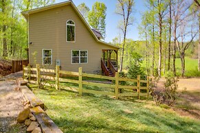 Peaceful Ellijay Home w/ Deck - Hike & Fish!