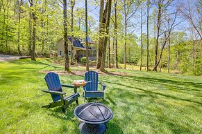 Peaceful Ellijay Home w/ Deck - Hike & Fish!