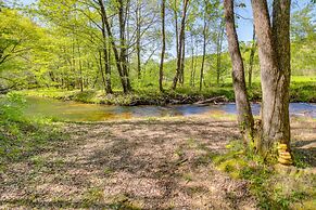 Peaceful Ellijay Home w/ Deck - Hike & Fish!