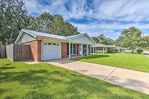 Ocean Springs Home w/ Bikes < 1 Mile to Beach!