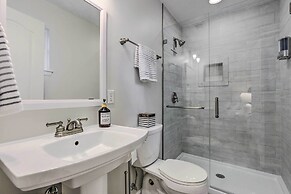 Ocean Springs Home w/ Bikes < 1 Mile to Beach!