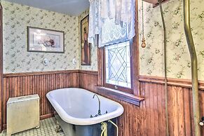 Historical Portland Home < 2 Mi to Downtown!