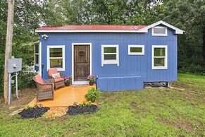Pendergrass Tiny Home Cabin on Pond w/ Fire Pit!
