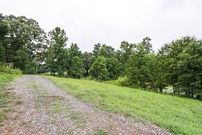 Pendergrass Tiny Home Cabin on Pond w/ Fire Pit!