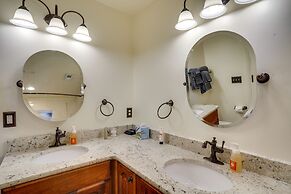 Convenient Cedar City Studio < Half-mi to Downtown